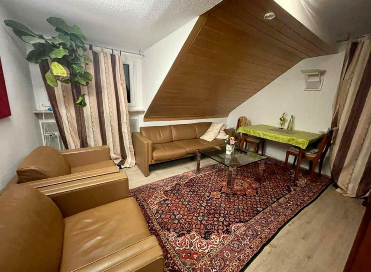 Furnished Private Room in Rödelheim/Sossenheim – Frankfurt